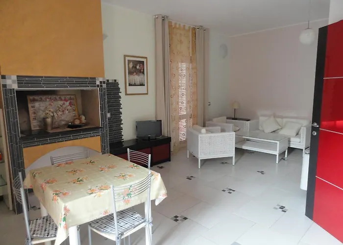 Arold فرانكافيلا أل ماري