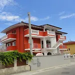 Arold Aparthotel