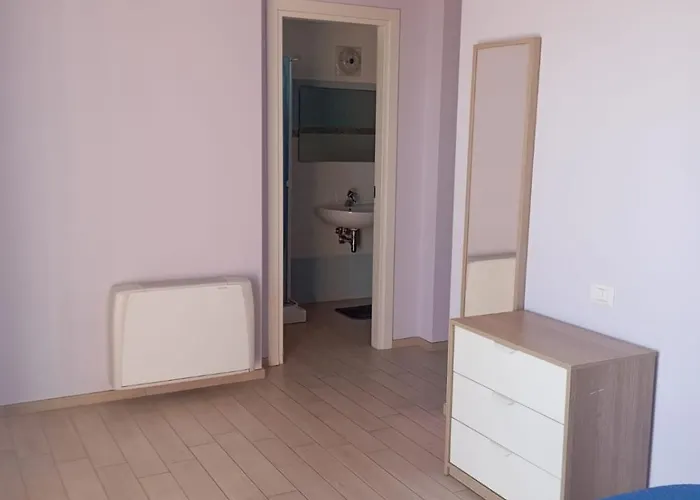 アパートホテル Arold フランカヴィッラ・アル・マーレ